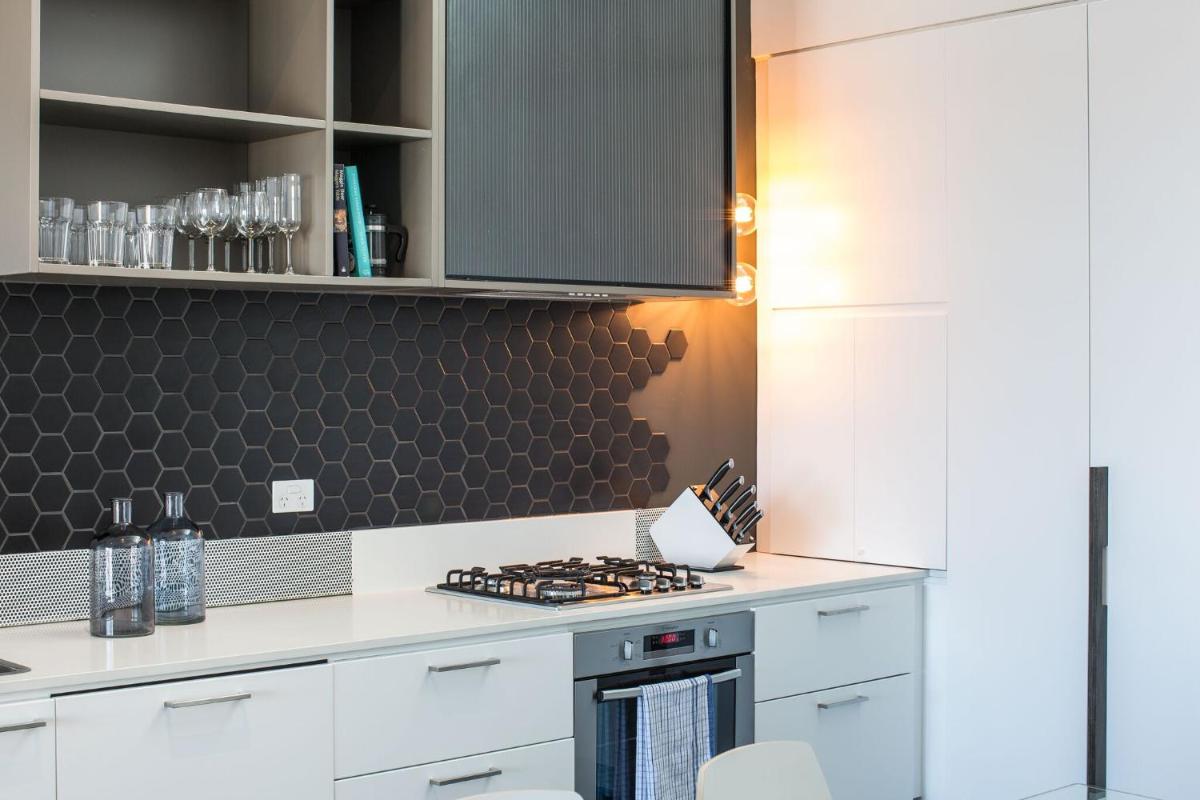 Magnificent Apartment + FREE car park near CBD - Housity