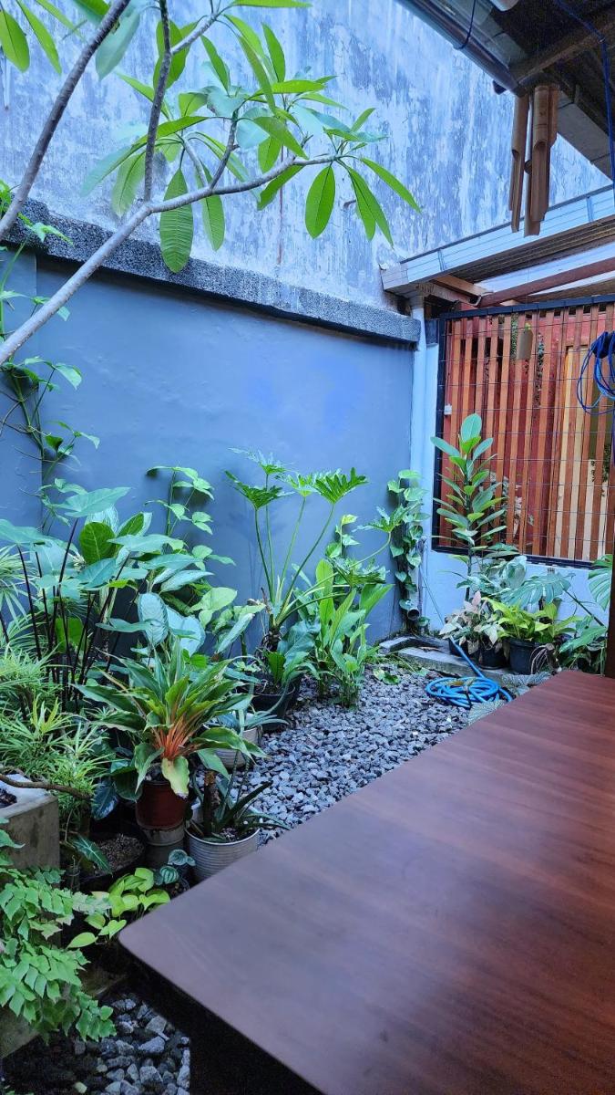 SEMERU HOSTEL MALANG - Housity