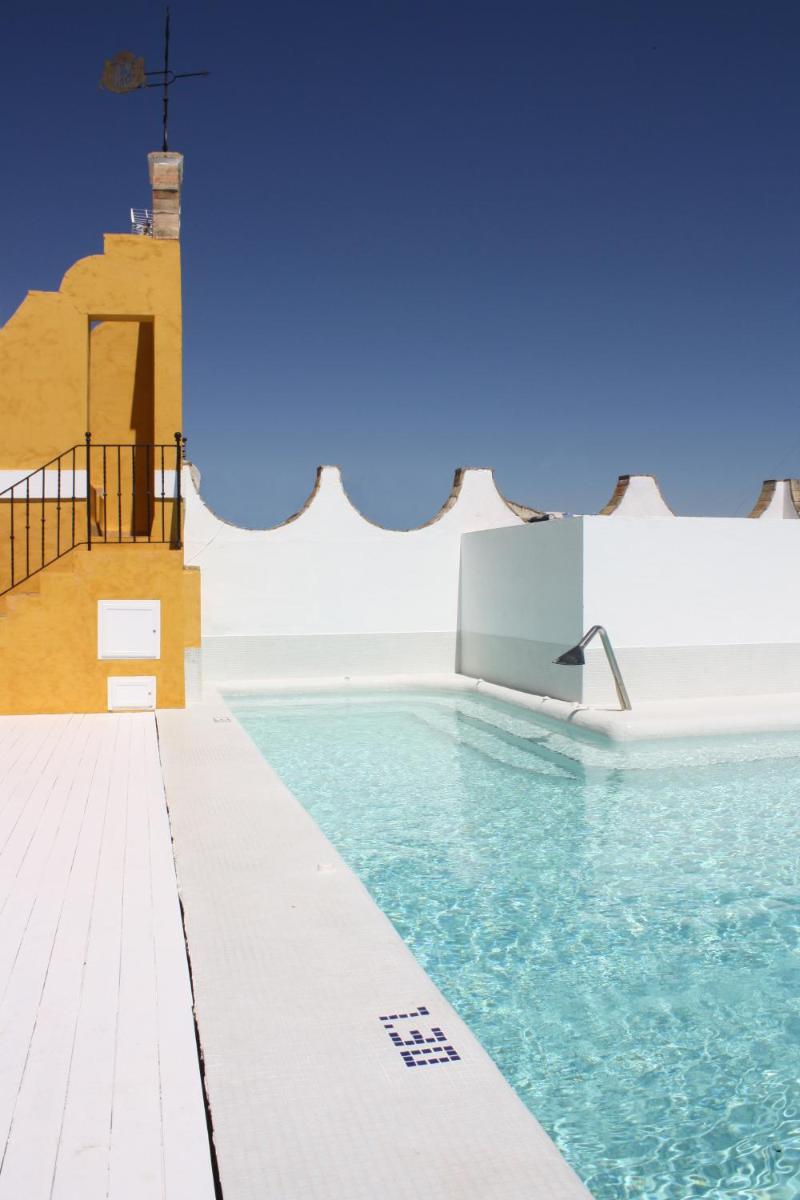 Piscina en o cerca de Hotel Las Casas de la Judería