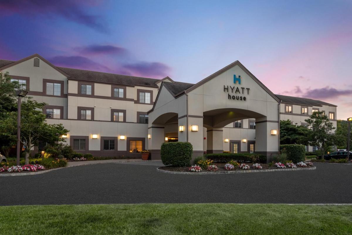 Hyatt House Morristown - Housity
