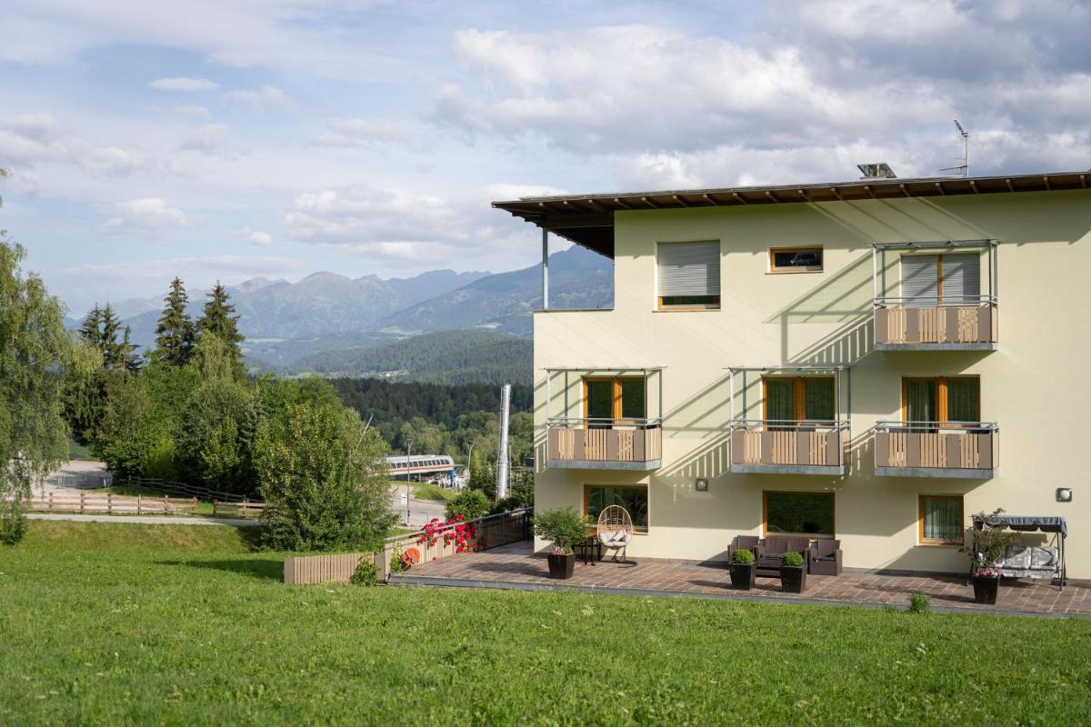 B&B Garni Schorneck - Housity