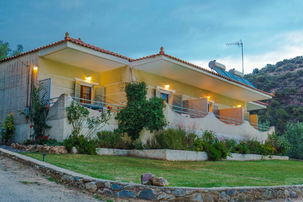 Nefeli Studios - Housity