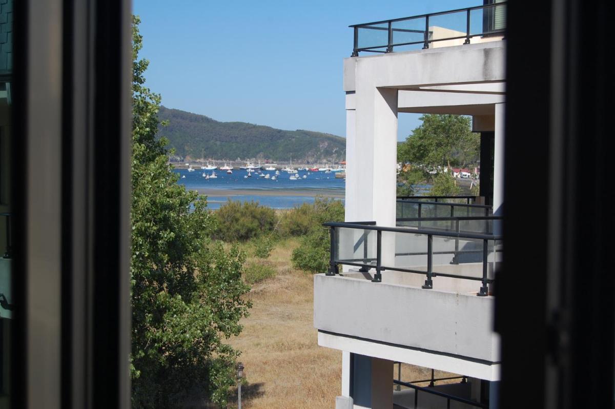 Apartamentos Cedeira - Housity