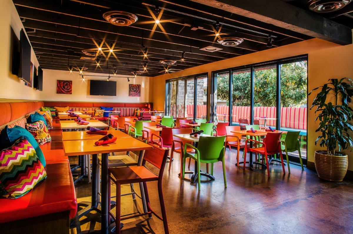 Orchards Inn - Housity