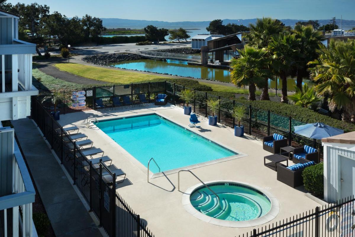 The Marina Inn on San Francisco Bay - Housity