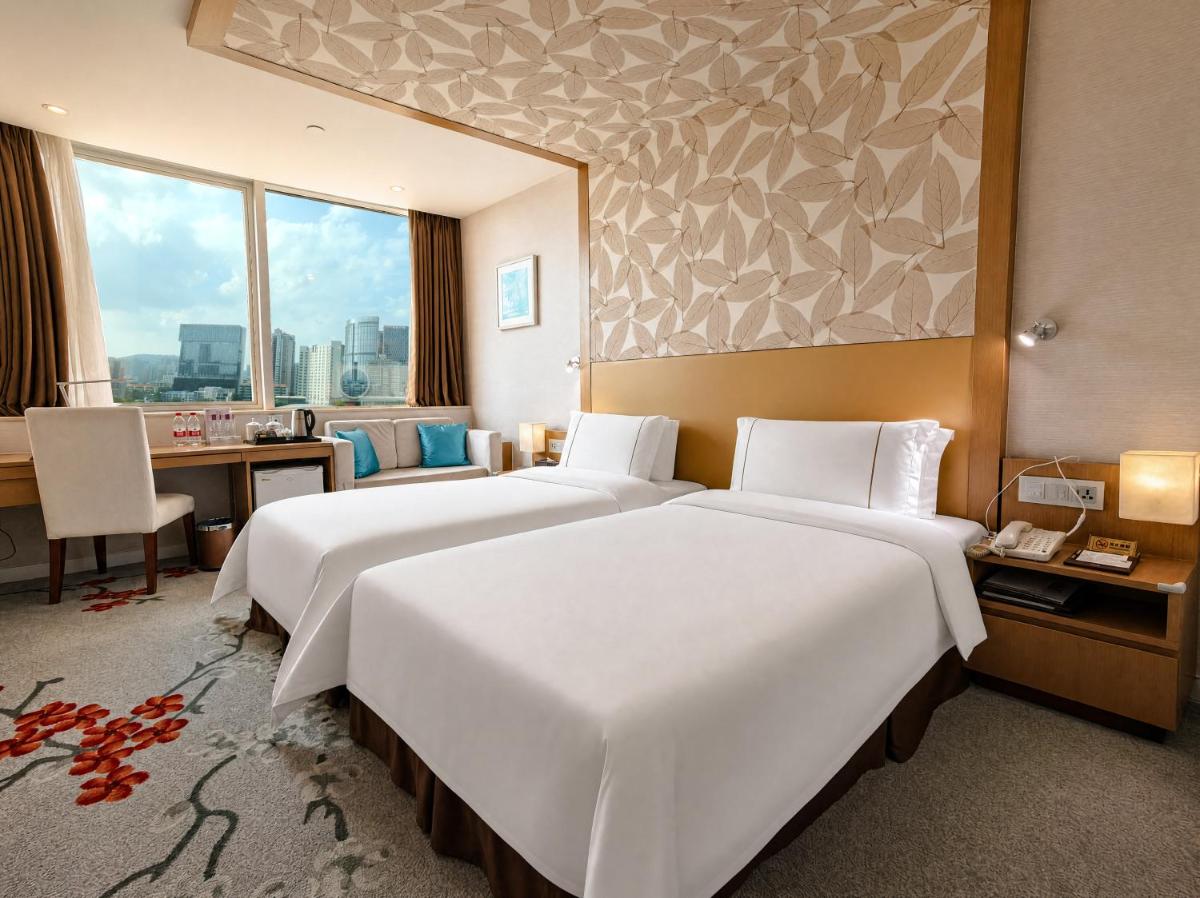 China Mayors Plaza - Free shuttle between hotel and Exhibition Center & Exhibitor registration Counter during Canton Fair - Housity