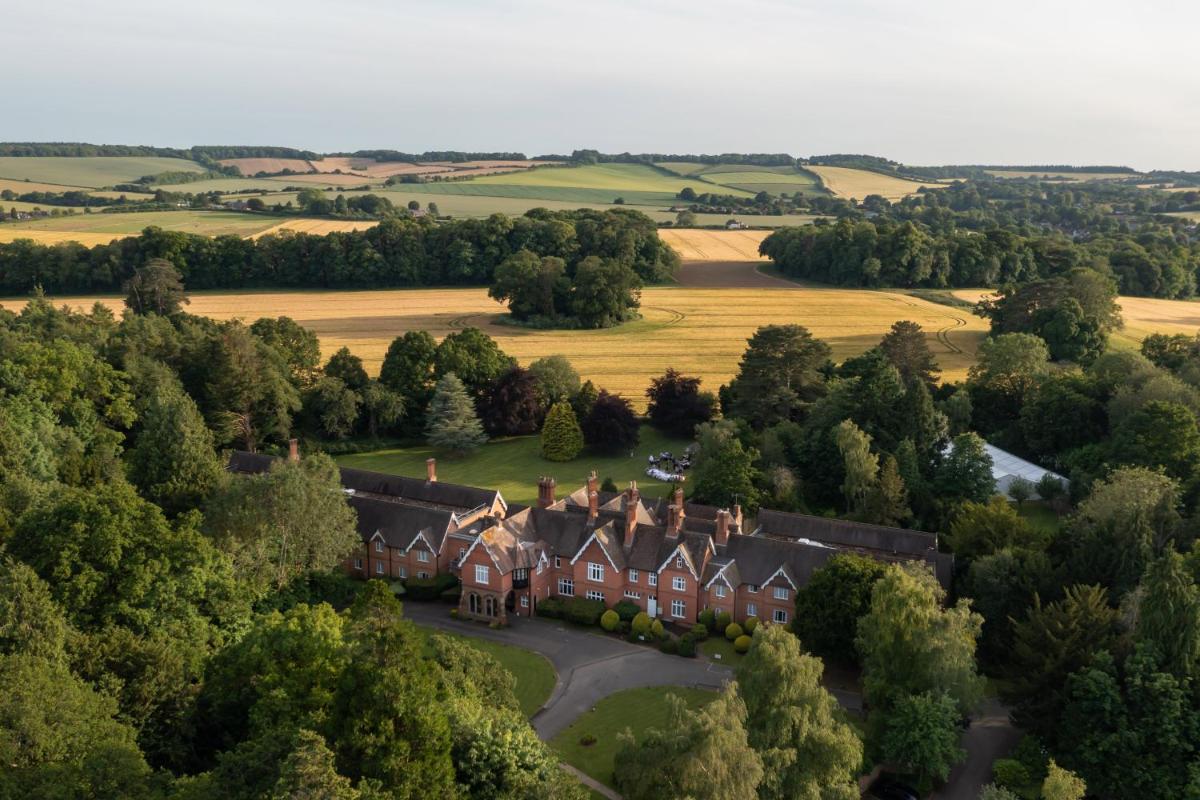Audleys Wood Hotel, Basingstoke - Housity