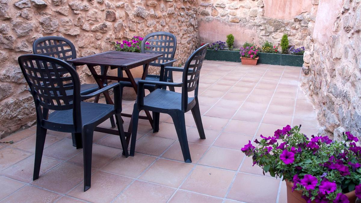 Apartamentos los Aljezares - Housity