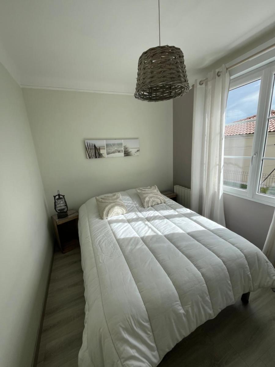 Petite maison de vacances Les Moutiers - Housity