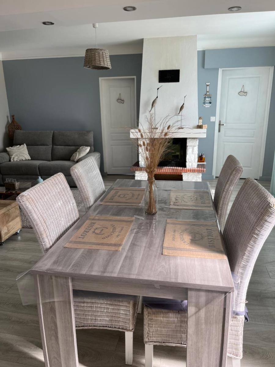Petite maison de vacances Les Moutiers - Housity