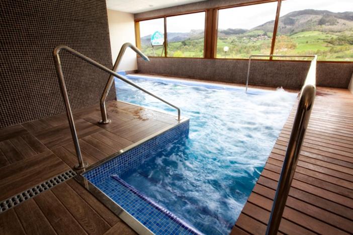 Piscina en o cerca de Hotel & Spa Villa de Mestas