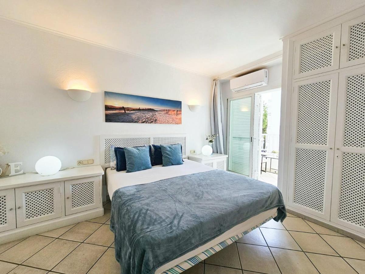 Puerto Banus 2linea playa,piscina y parking - Housity