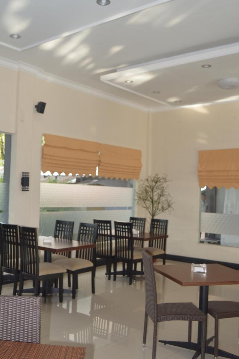 Hotel Sindha - Housity