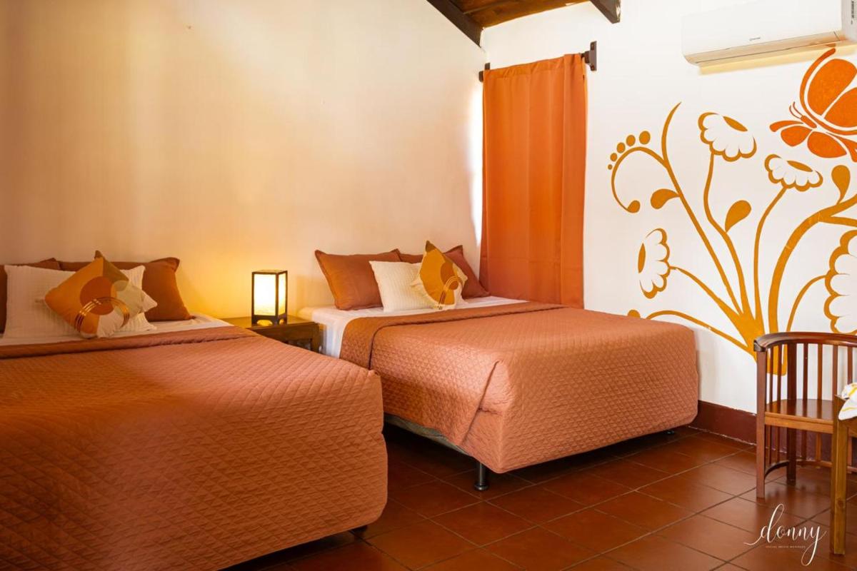 HOTEL UTZTZABA - Housity