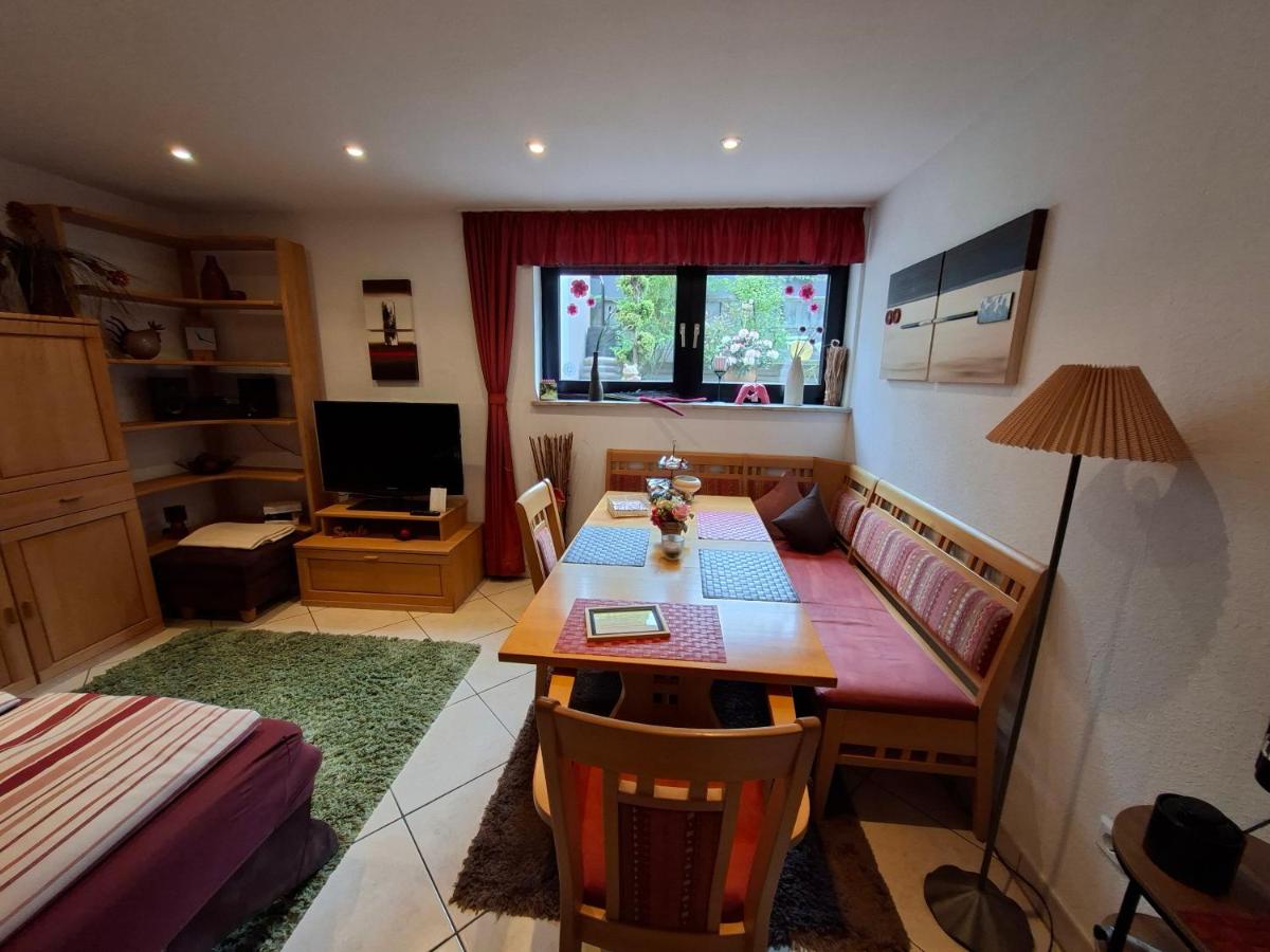 Ferienwohnung Zum Weinberg - Housity