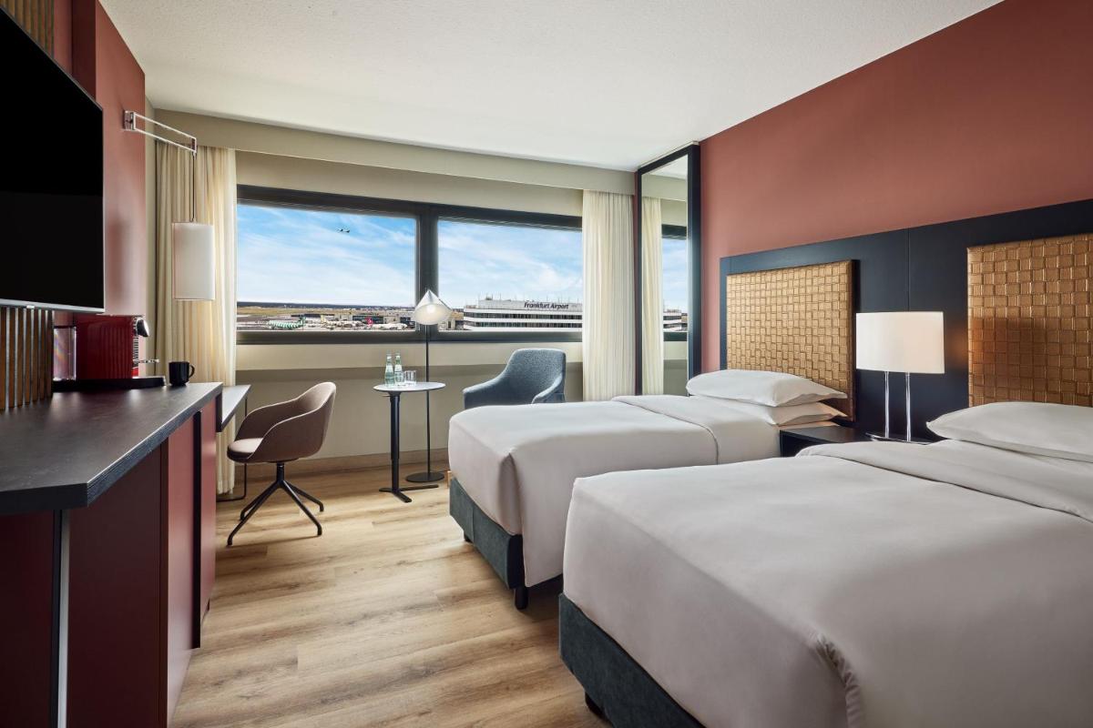 Sheraton Frankfurt Airport Hotel & Conference Center - Housity