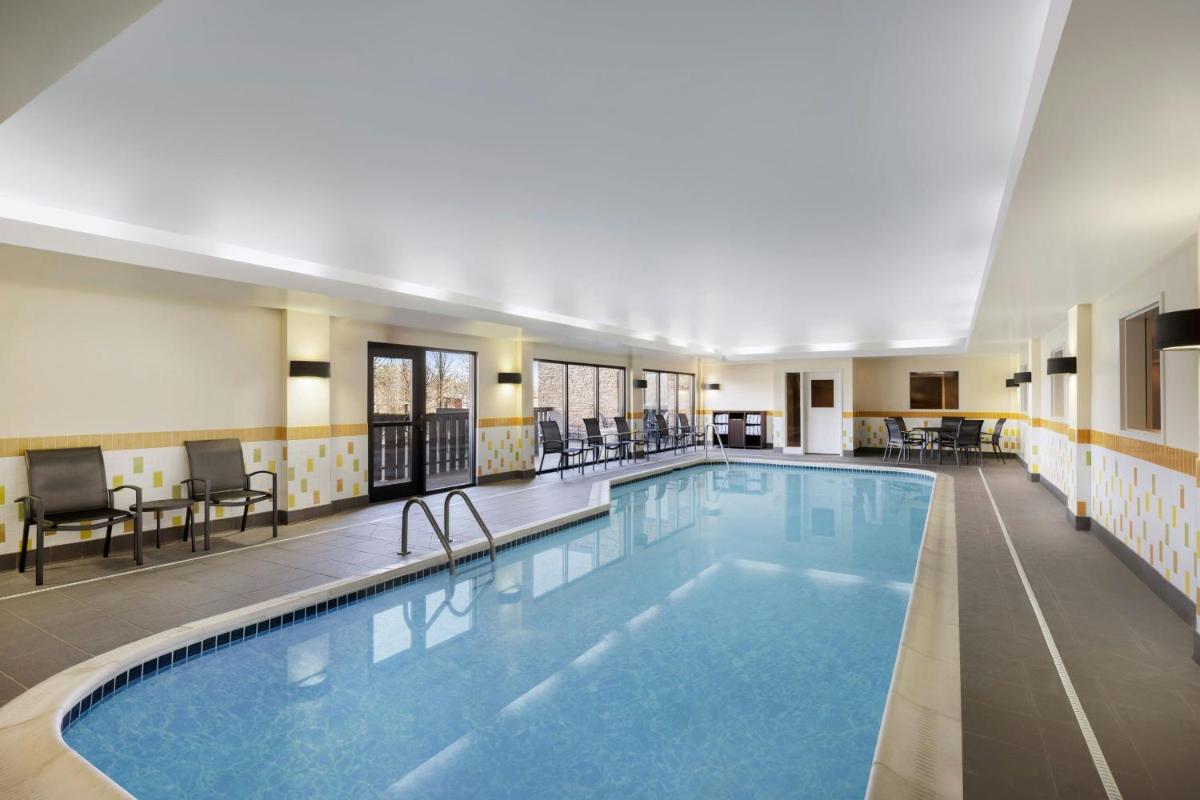 Fairfield Inn & Suites by Marriott Bowling Green - Housity