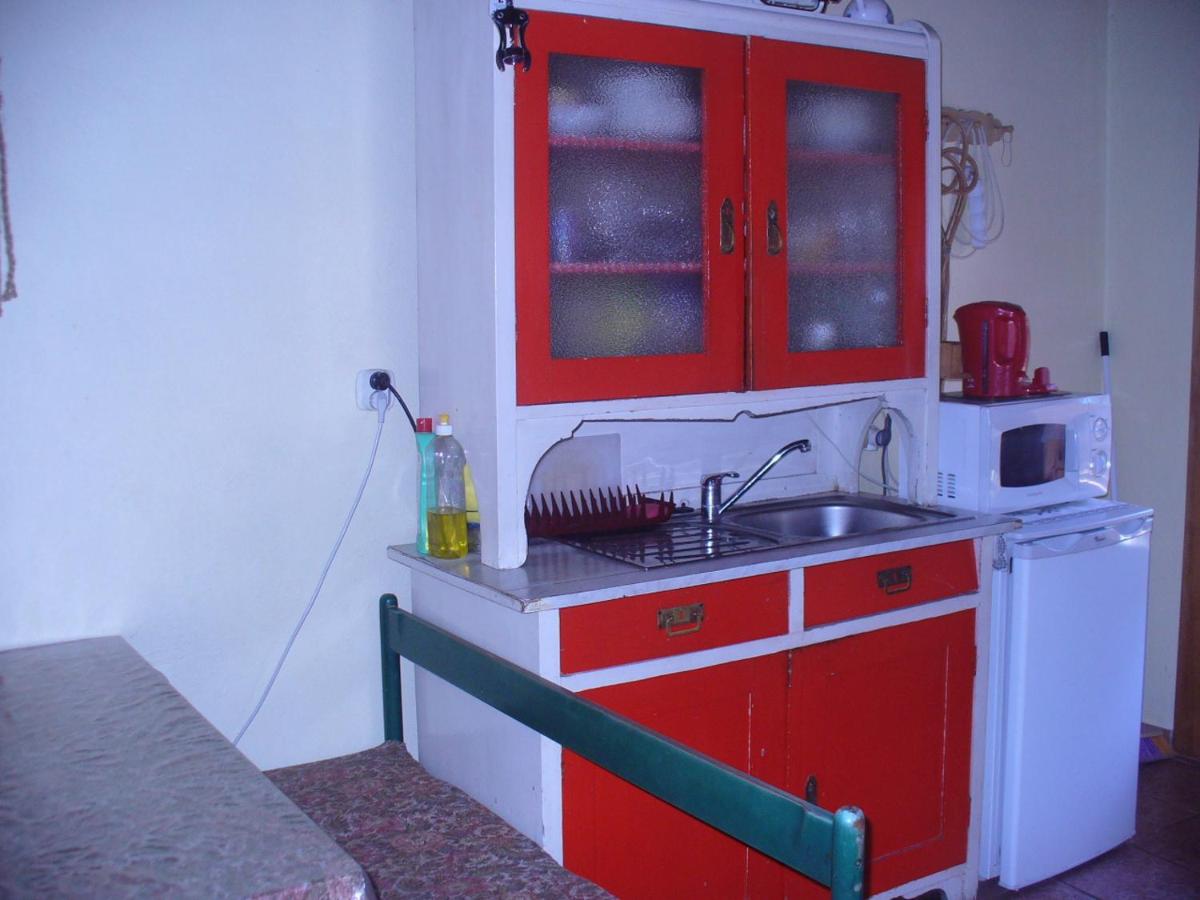 Chalupa na lazoch - Housity