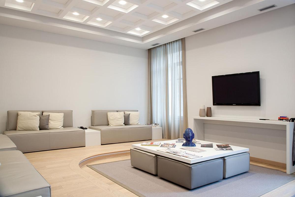 Hotel Di Varese - Housity
