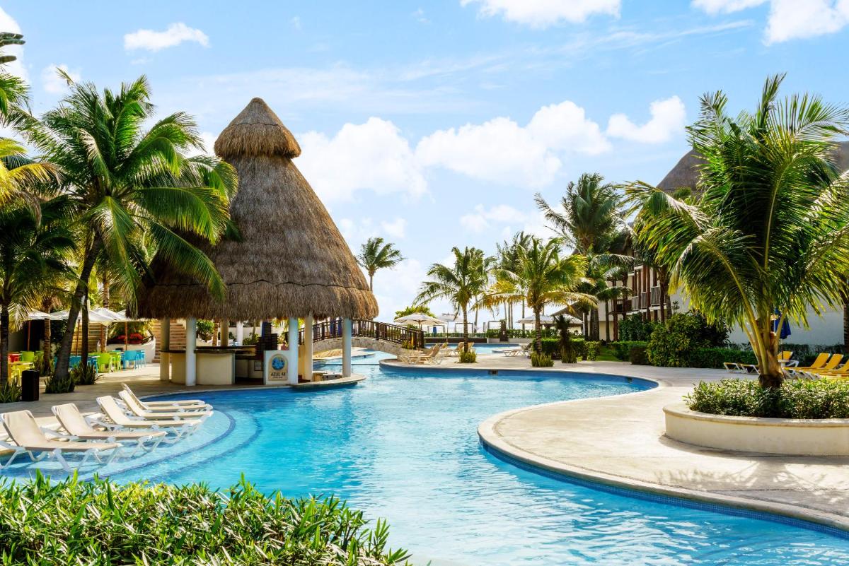 The Reef Coco Beach Resort & Spa- Optional All Inclusive - Housity