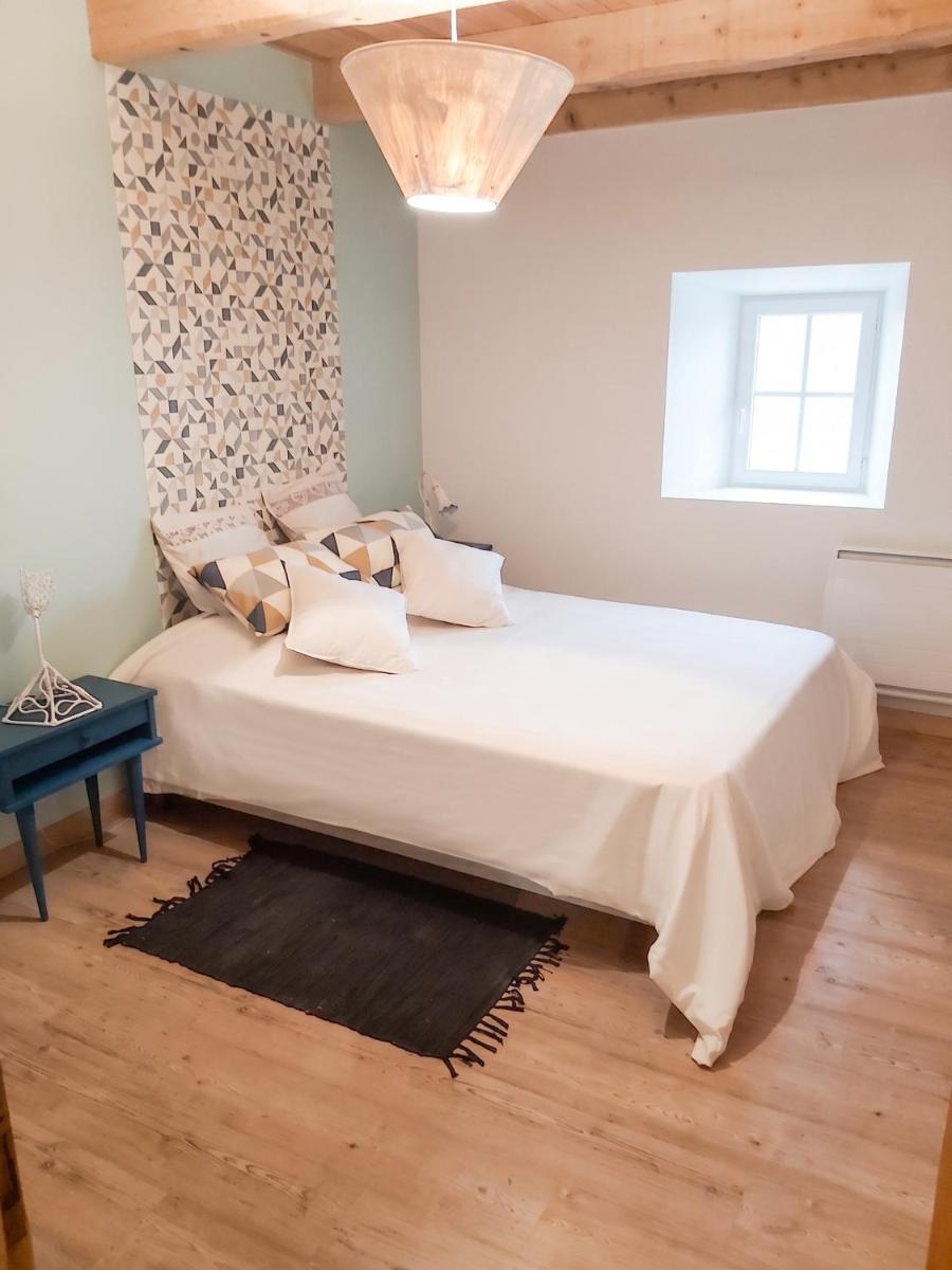Maison charmante a Lanarce avec vue sur la montagne jacuzzi - Housity