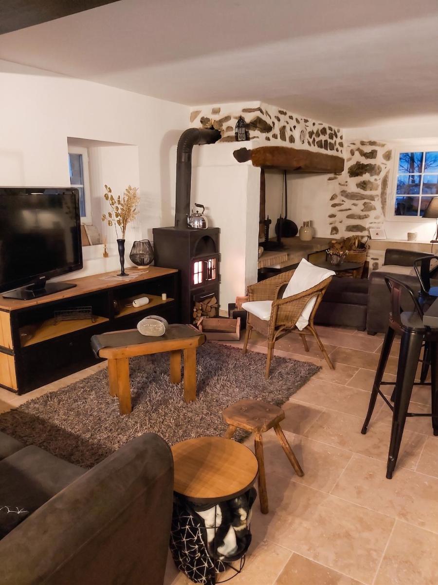 Maison charmante a Lanarce avec vue sur la montagne jacuzzi - Housity