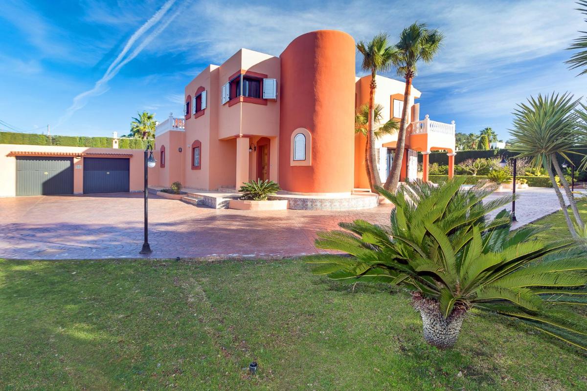 Villa Tino - Housity