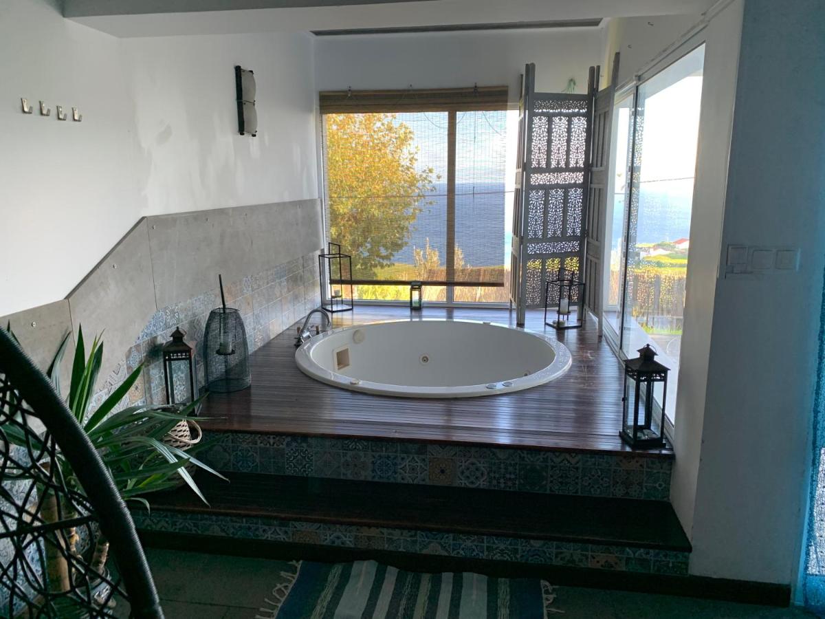 Azores Sunrisehouse - Housity