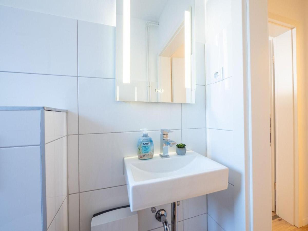 Monteurwohnung-fuer-4-Personen-4-Betten-in-Schwarzenbek-SKGE0904 - Housity