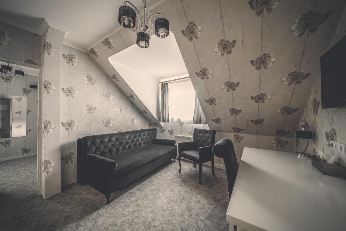 Pokoje gościnne Truskawkowa 1a - Housity