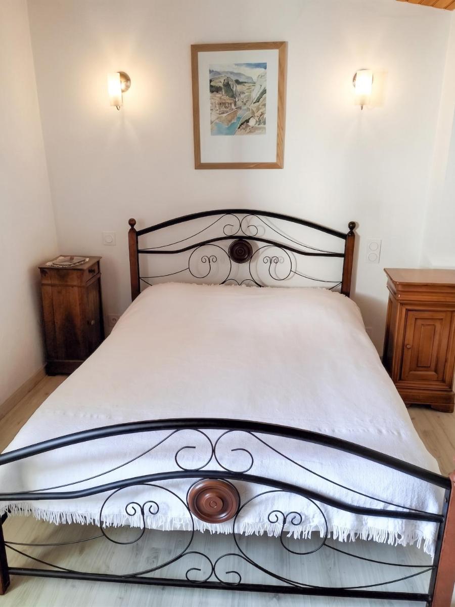 Villa charmante a Sisteron avec piscine privee - Housity