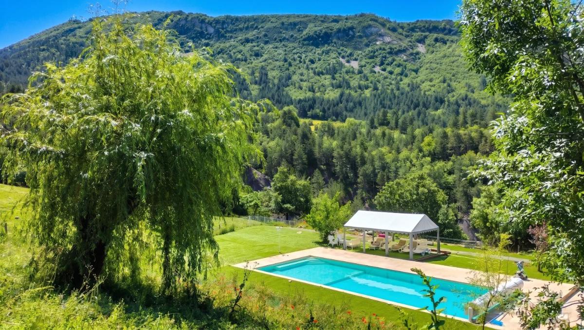 Villa charmante a Sisteron avec piscine privee - Housity