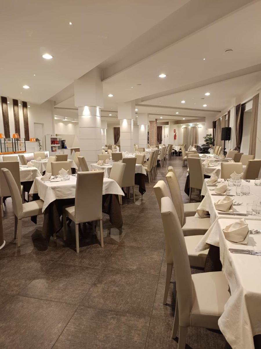 Hotel Meranda - Housity