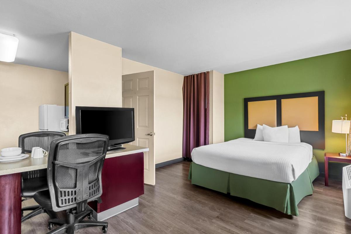 Sonesta Simply Suites Stafford - Housity