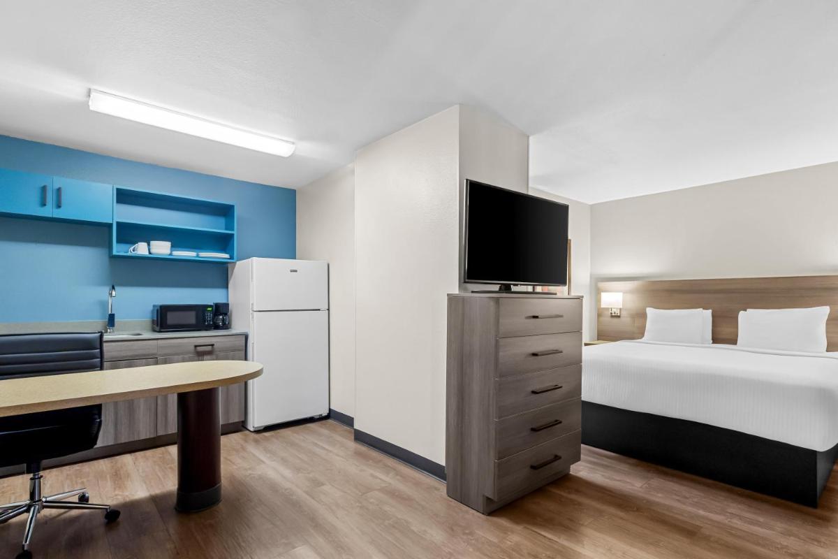 Sonesta Simply Suites Stafford - Housity