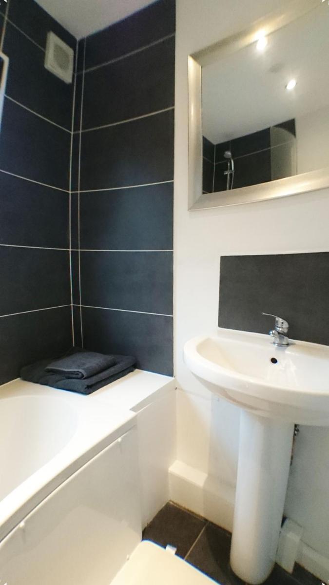 Buller House - Housity