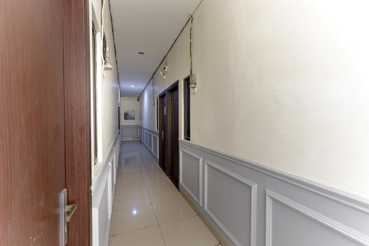 KoolKost near CBD Ciledug Family Mall - Housity