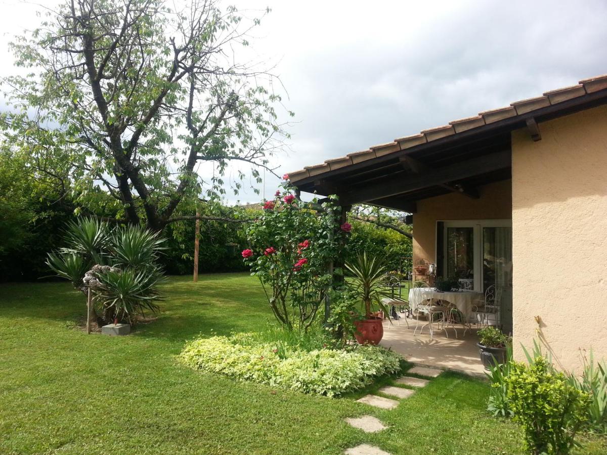 Marievalerianne - Housity