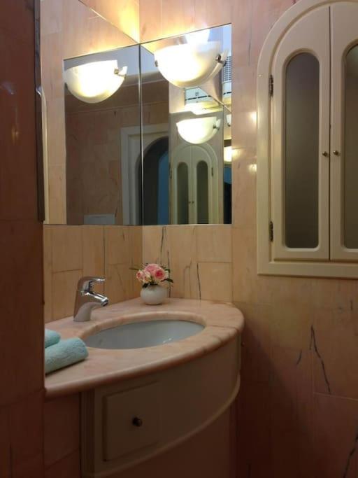 Arma di taggia apartment - Housity