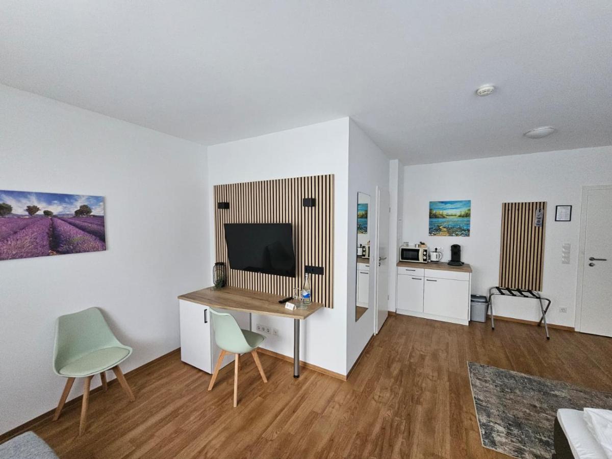 Hotel Am Wintergarten - Housity
