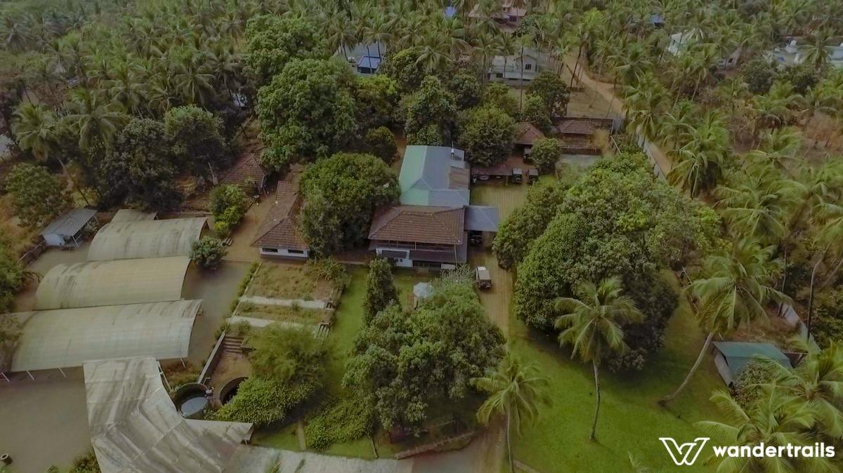 Teak Town - Housity