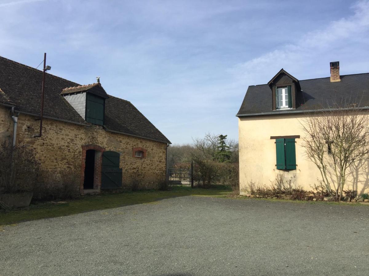 Chambres dans le gîte "Rêves de Gamins", proche du pôle Européen et du circuit des 24h - Housity