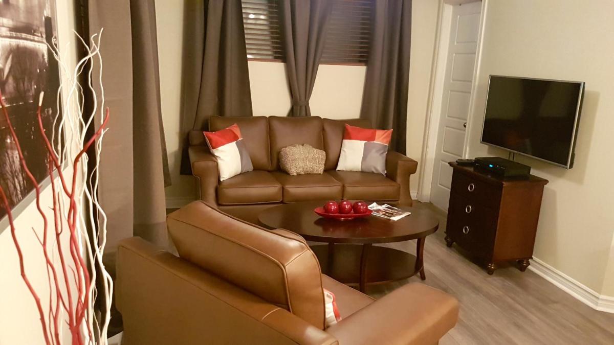 1-Bedroom Apartment Sweet #8 by Amazing Property Rentals - Housity