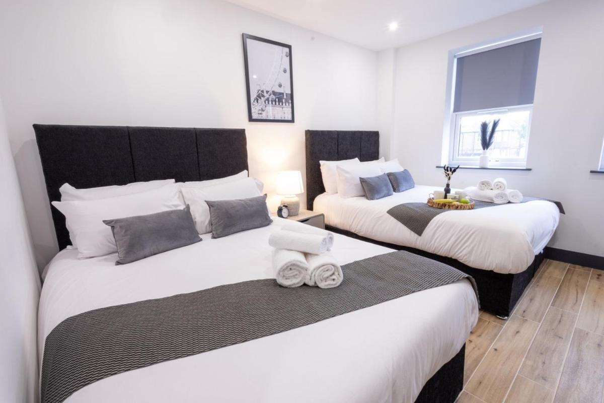 Modern Borehamwood Flat - 2 Min Walk to Station - Housity