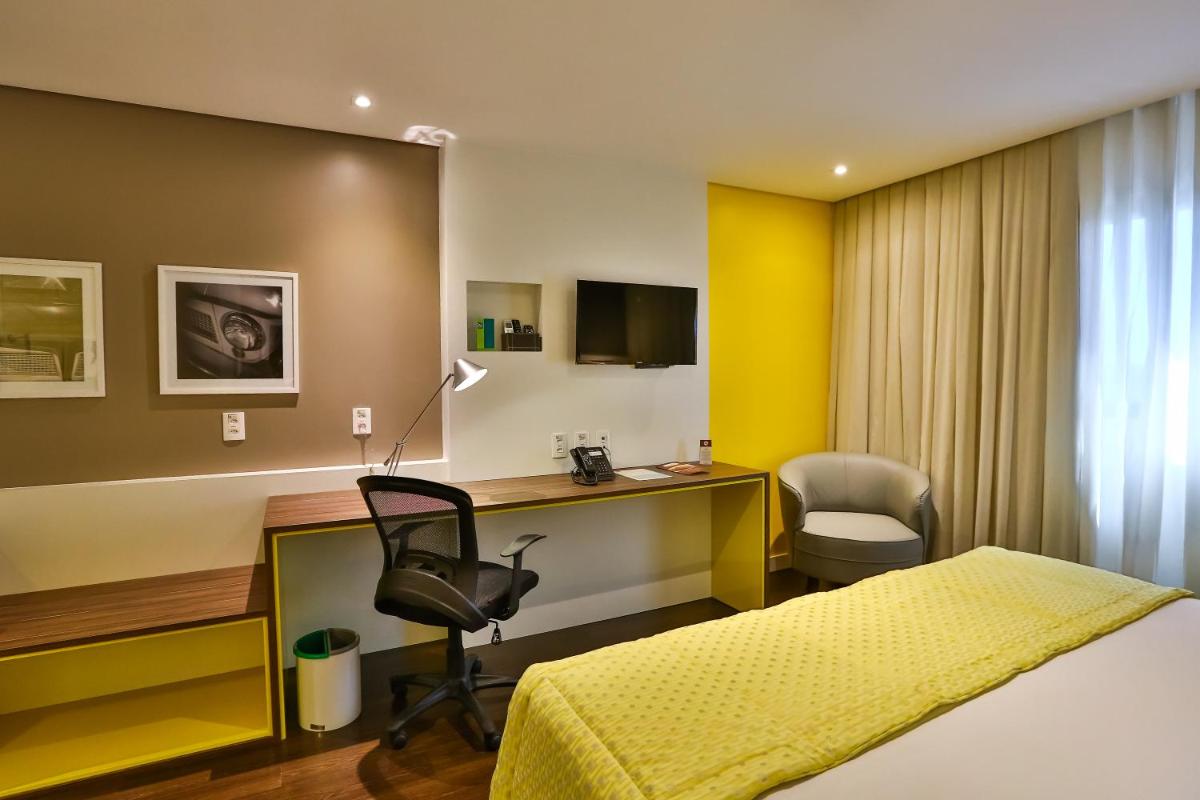 Quality Hotel Flamboyant - Housity
