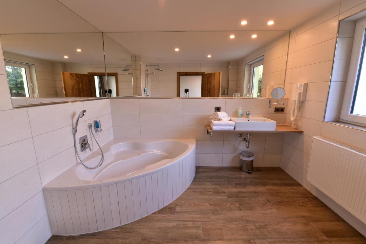Hotel Wender - Housity