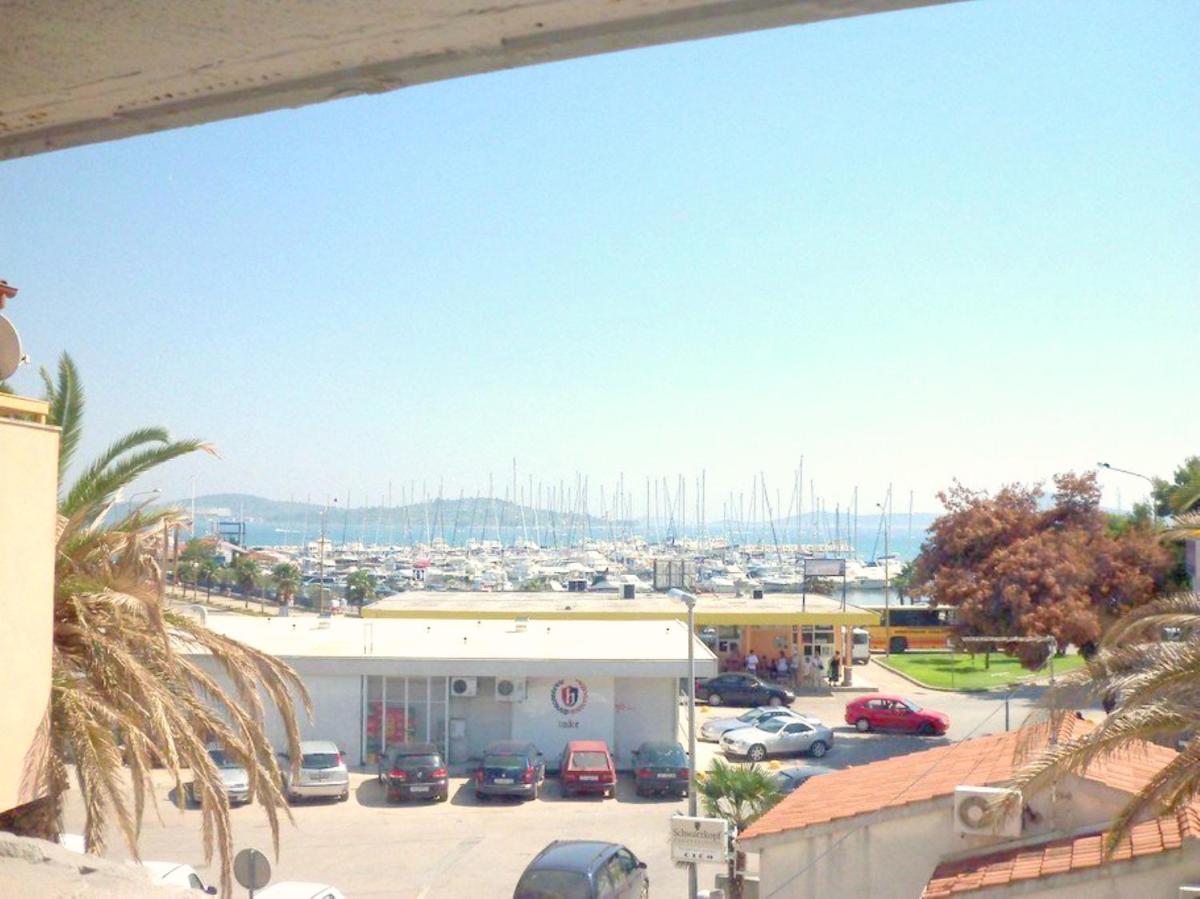 Apartment Center Marija - Housity