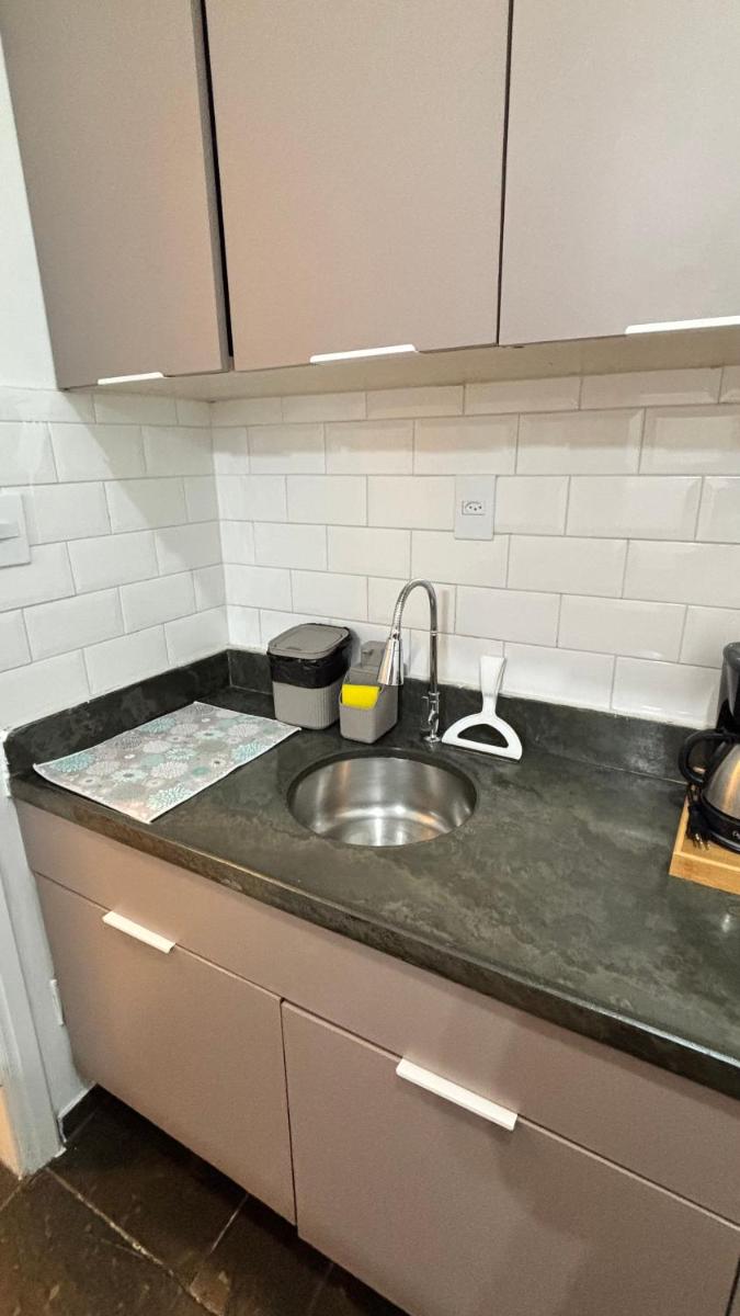 Flat Palladium com piscina - Housity