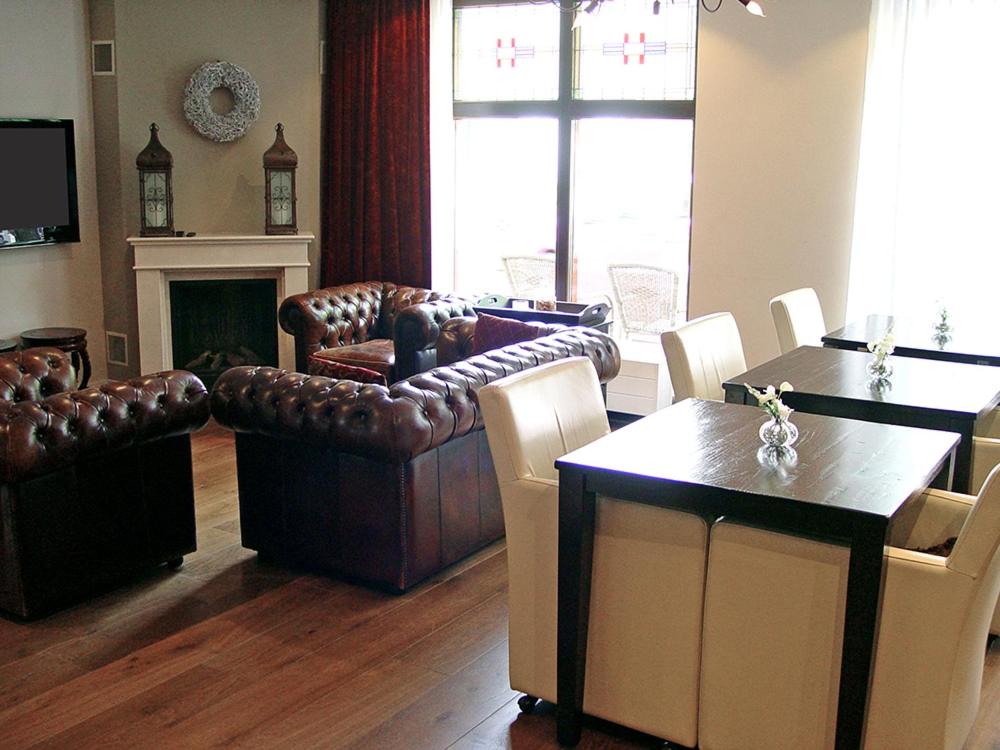Hotel Huys van Heusden - Housity