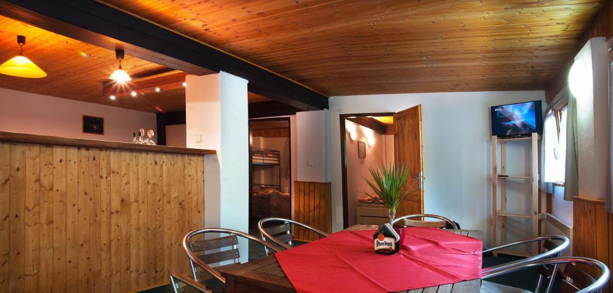 Lovecký hotel Jívák - Housity